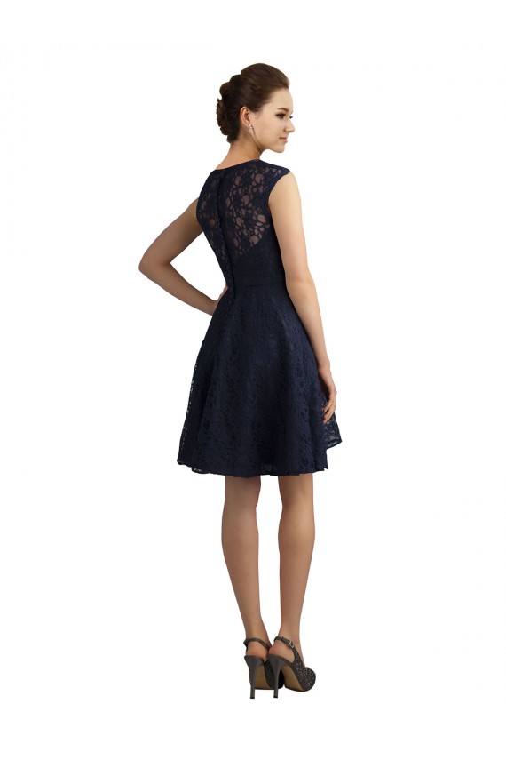 Azul marina oscuro línea A Cuello en V Encaje Corto Vestidos de dama de honor / Vestidos de cóctel Fábrica