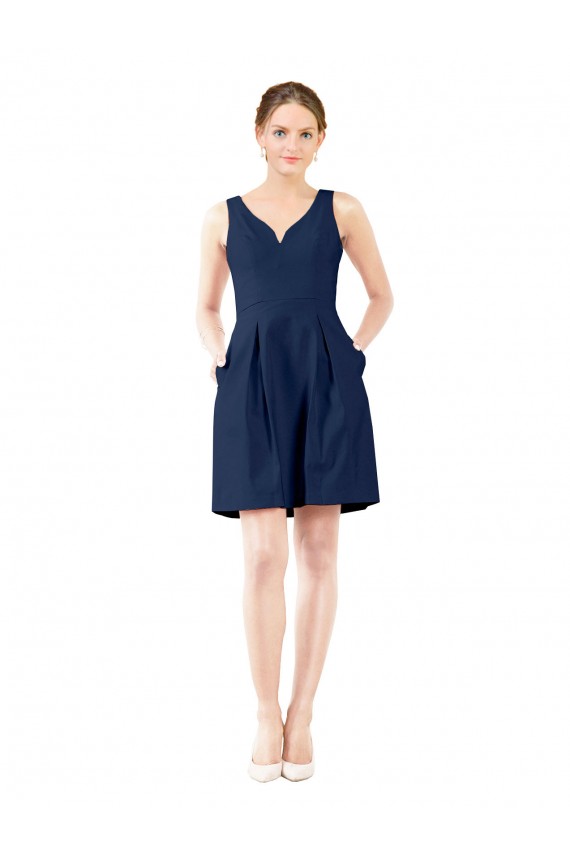 Azul marina oscuro línea A Cuello en V Satén Corto Vestidos de dama de honor / Vestidos de cóctel Fábrica