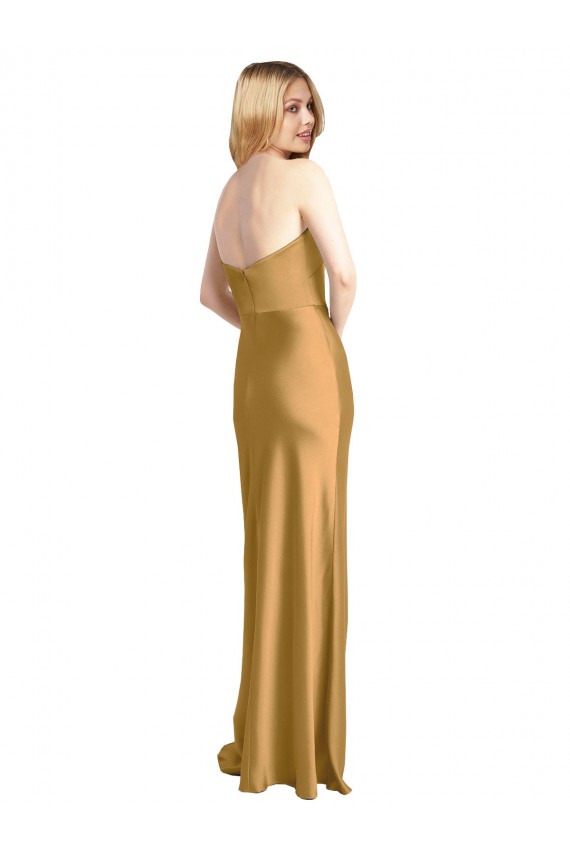 Oro línea A Sin tirantes Satén elástico Largo Formales Vestidos de dama de honor / Vestidos de fiesta Fábrica