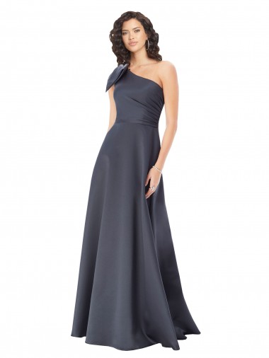 Pizarra gris línea A Un Hombre Satén Largo Formales Vestidos de dama de honor / Vestidos de fiesta Fábrica