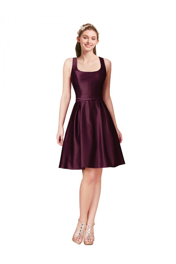 línea A Barco Satén Corto Vestidos de dama de honor / Vestidos de fiesta / Vestidos de cóctel Fábrica